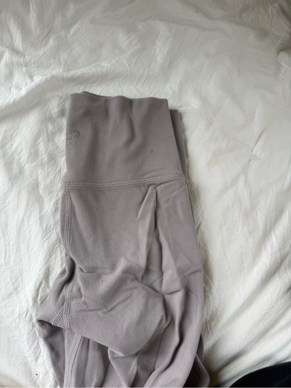 Aritzia Light Grey Biker Shorts